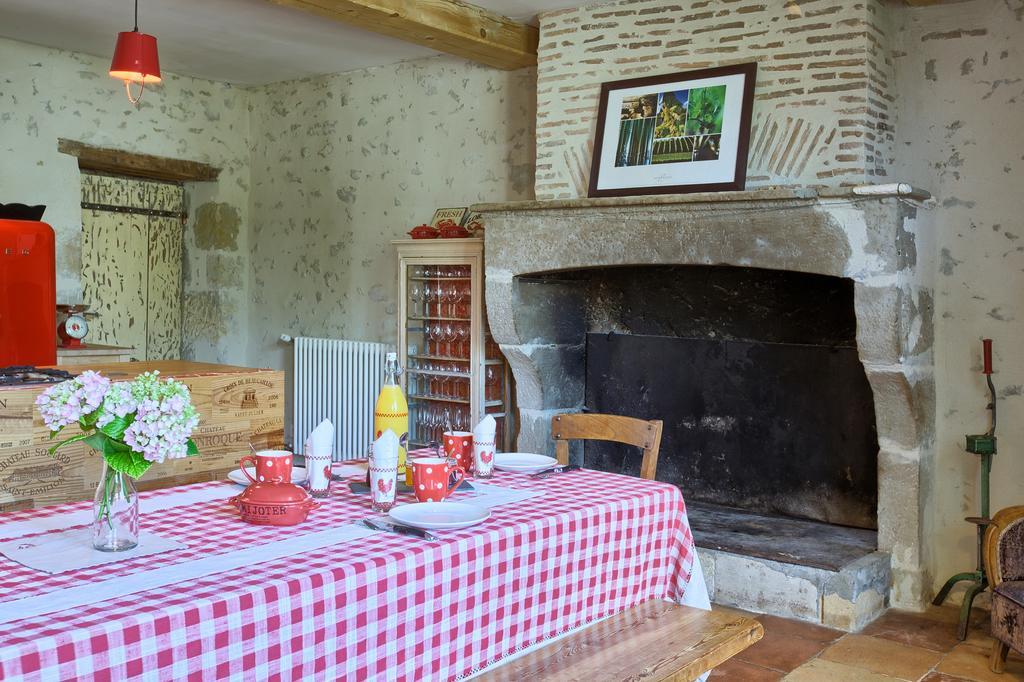 Maison D'Hotes Rouge Bordeaux Auros Екстериор снимка